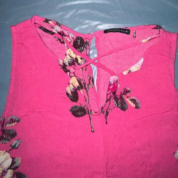 Pink Floral Peplum top - Picture 3 of 6